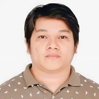 Headshot - Rodmer Rojas-2