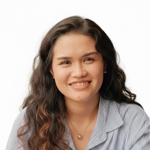 Catherine Veluz - Headshot